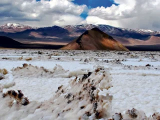 Codelco y Rio Tinto mantienen hoja de ruta para proyecto de litio en Chile