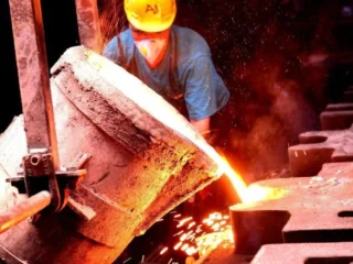 Precio del cobre alcanza récord histórico impulsado por demanda de China y EE.UU.