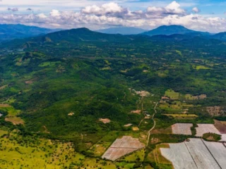 Aura Minerals aumenta producción proyectada en 33% con Era Dorada en Guatemala