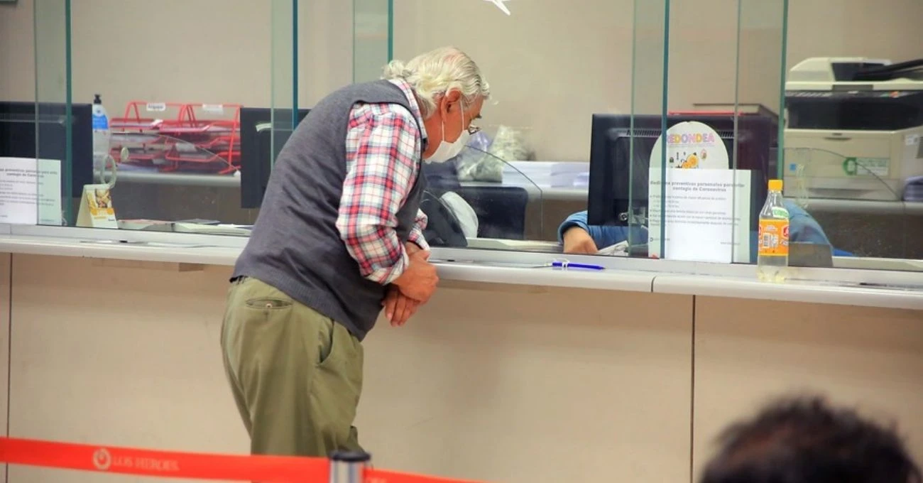 Nuevo beneficio por años cotizados mejorará pensiones desde enero de 2026: entregaría hasta $99 mil extra