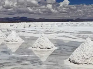 Codelco y SQM completan autorizaciones para histórica alianza en el Salar de Atacama