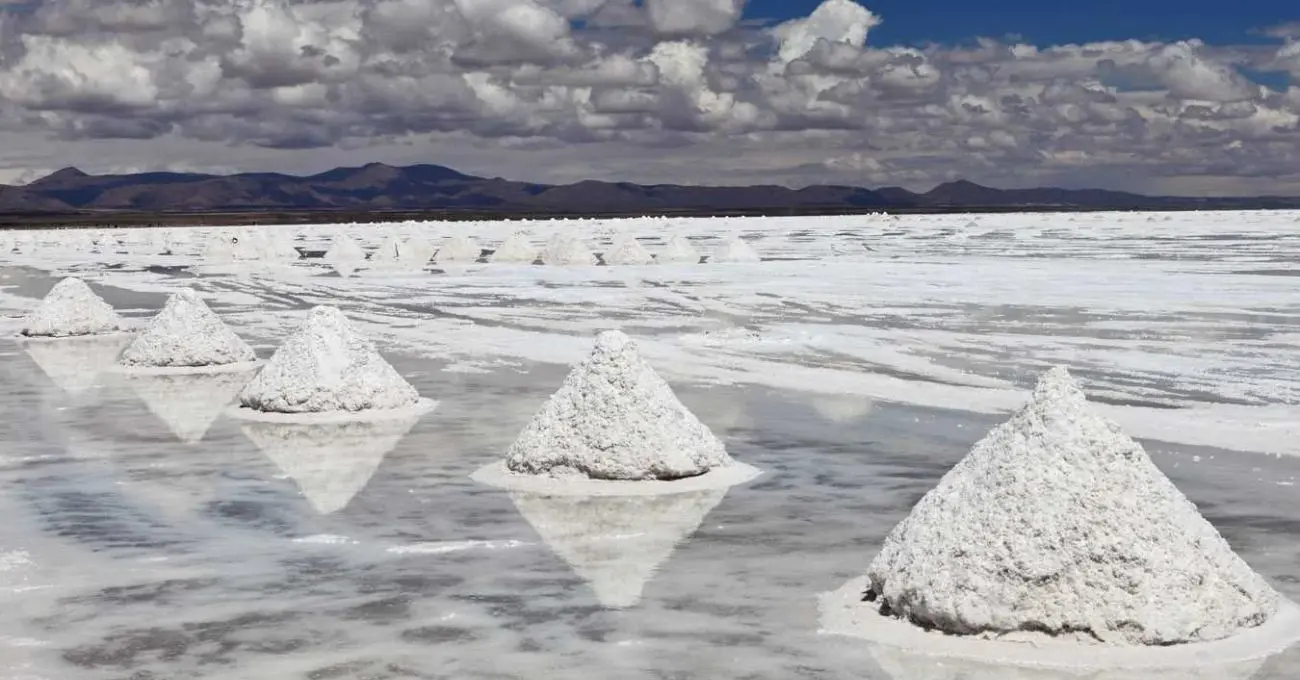 Codelco y SQM completan autorizaciones para histórica alianza en el Salar de Atacama
