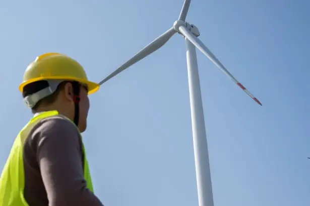 Escasez de trabajadores calificados pone en jaque al crecimiento energético mundial