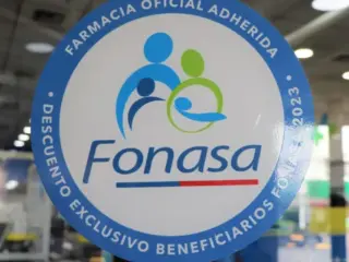 Fonasa lanza buscador para descuentos en más de 13 mil medicamentos