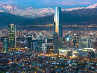 Inversión extranjera en América Latina crece 7,1%, impulsada por minería y tecnología