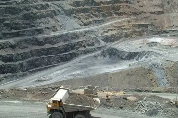 Chile proyecta inversión minera récord con foco en cobre y litio