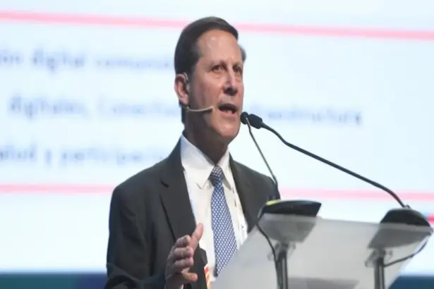 Iván Arriagada seguirá liderando el ICMM para impulsar la minería sustentable