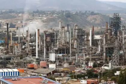 Enap enfrenta cargos por exceso de residuos líquidos en Refinería de Concón
