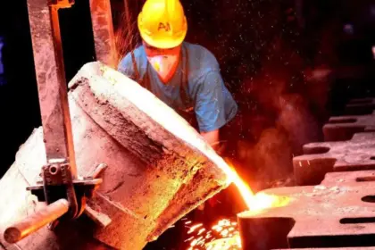 Cobre alcanza récord histórico impulsado por optimismo económico y recortes de tasas