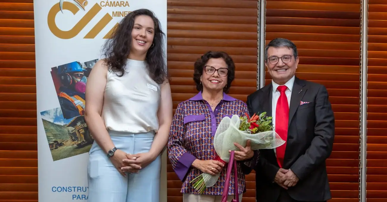 Cámara Minera de Chile celebra su Cena Anual destacando logros y desafíos Cámara Minera de Chile celebra su Cena Anual destacando logros y desafíos