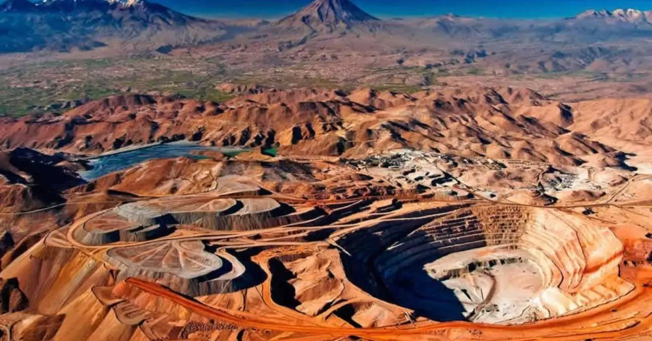 Producción minera en Perú crece 3% impulsada por Las Bambas y Cerro Verde
