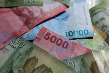 Bonos de fin de año en Chile: Los 5 beneficios que se pagan antes de Navidad