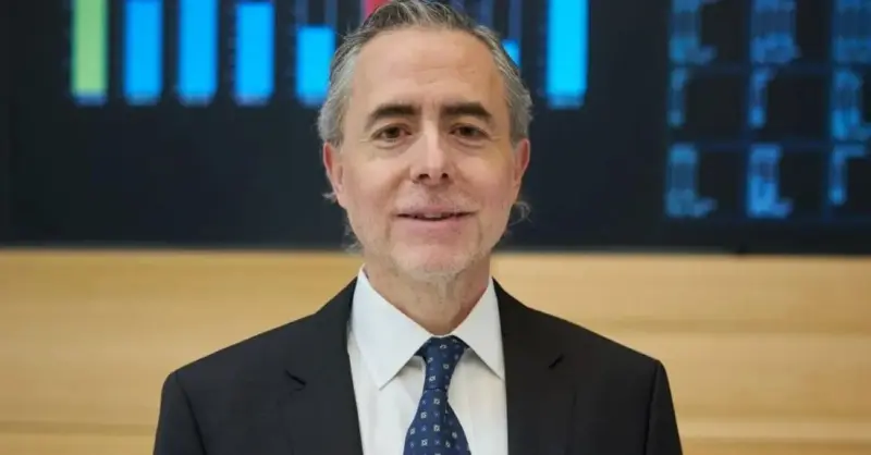 Ernesto Huber anuncia su salida del Coordinador Eléctrico Nacional: el futuro energético de Chile