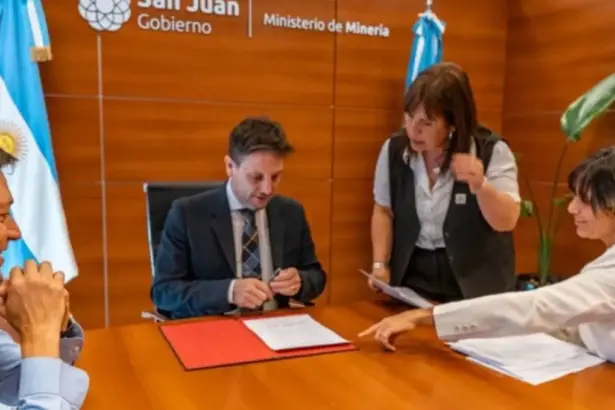 San Juan impulsa convenio clave para fortalecer la pequeña minería local