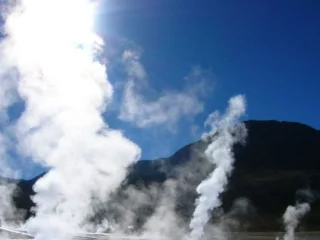 Geotermia en Chile: desafíos, oportunidades y su rol clave en energía renovable