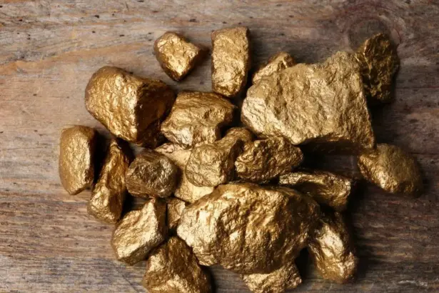 Producción de oro en Perú crece 2% en octubre con liderazgo de Yanacocha