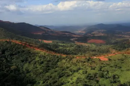 Despidos masivos en mina de Simandou generan incertidumbre económica en Guinea