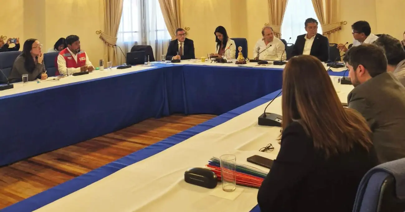 Comisión del Senado evalúa fallas del Plan de Descontaminación en Calama tras 16 años