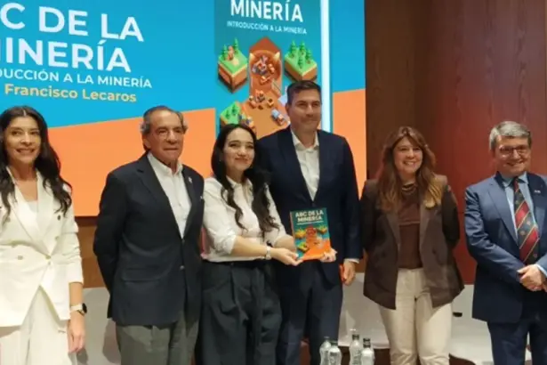 Presentan libro “ABC de la Minería” para acercar la industria a los chilenos