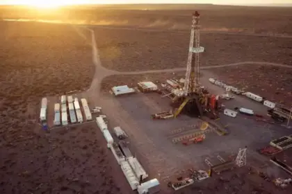Récord histórico de producción en Vaca Muerta impulsa el sector energético argentino