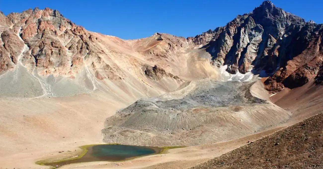 Proveedores mineros promueven cambios en la Ley de Glaciares en Argentina