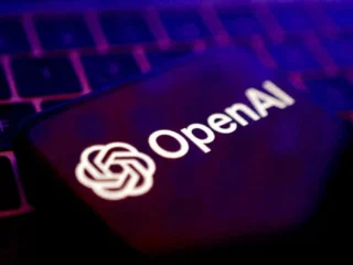 OpenAI activa "código rojo" para priorizar mejoras en ChatGPT