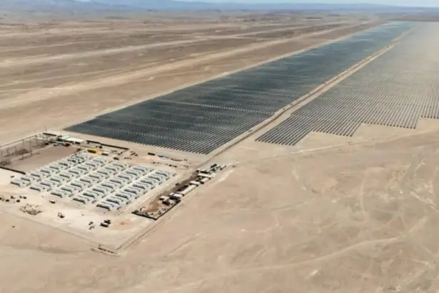 Guacolda Energía impulsa innovador proyecto BESS Quidora para Atacama con inversión millonaria