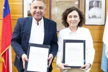 UCN y Minera Meridian El Peñón refuerzan alianza para desarrollo e innovación