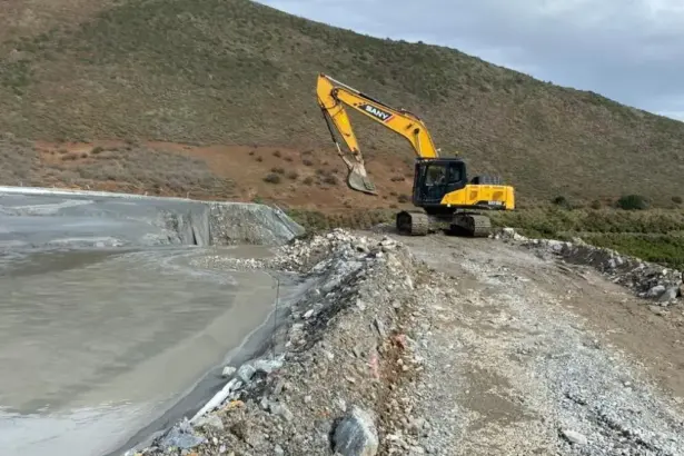 Minería chilena avanza hacia depósitos de relaves en seco para eficiencia hídrica