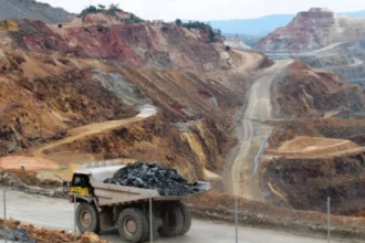 "Paradoja verde" en Europa: reactivación minera desata fuerte controversia