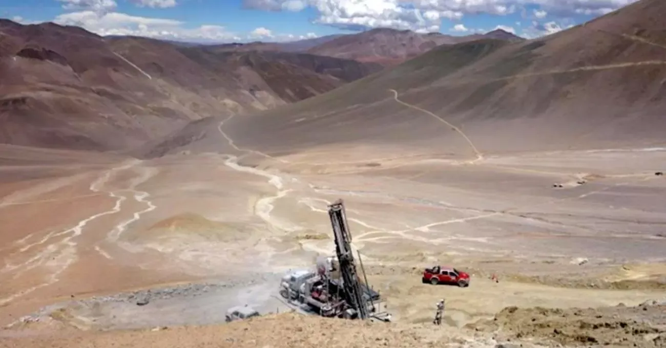 Argentina avanza en minería de cobre y pone alerta a la industria chilena