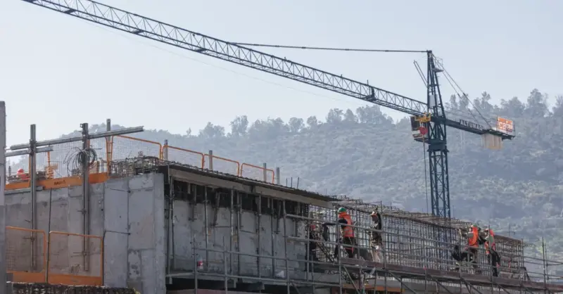 Chile moderniza permisos con nuevo decreto clave para agilizar trámites administrativos