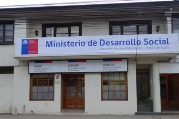 Ministerio de Desarrollo Social abre empleos con sueldos hasta $4,6 millones en Chile