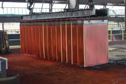 Cobre alcanza precio récord: Chile ante desafíos fiscales y oportunidades económicas