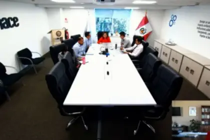 Chile presenta plan ambiental innovador y refuerza lazos con Perú