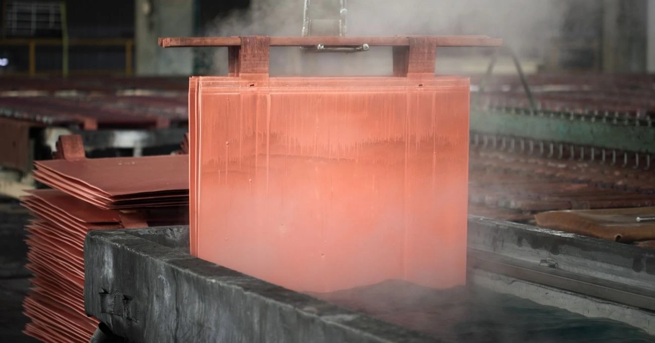 Cobre alcanza récord histórico: precio supera los US$5,18 impulsado por oferta ajustada