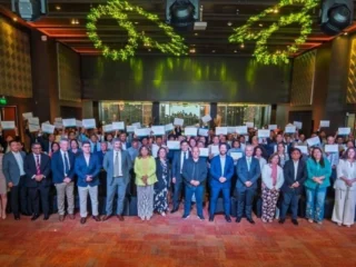 BHP certifica competencias de más de 850 trabajadores en minería chilena