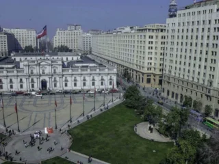 OCDE mantiene proyección de crecimiento en 2,4% para Chile en 2025