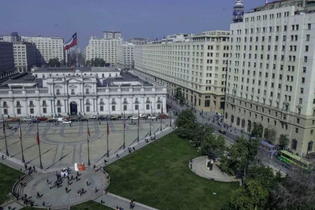 OCDE mantiene proyección de crecimiento en 2,4% para Chile en 2025