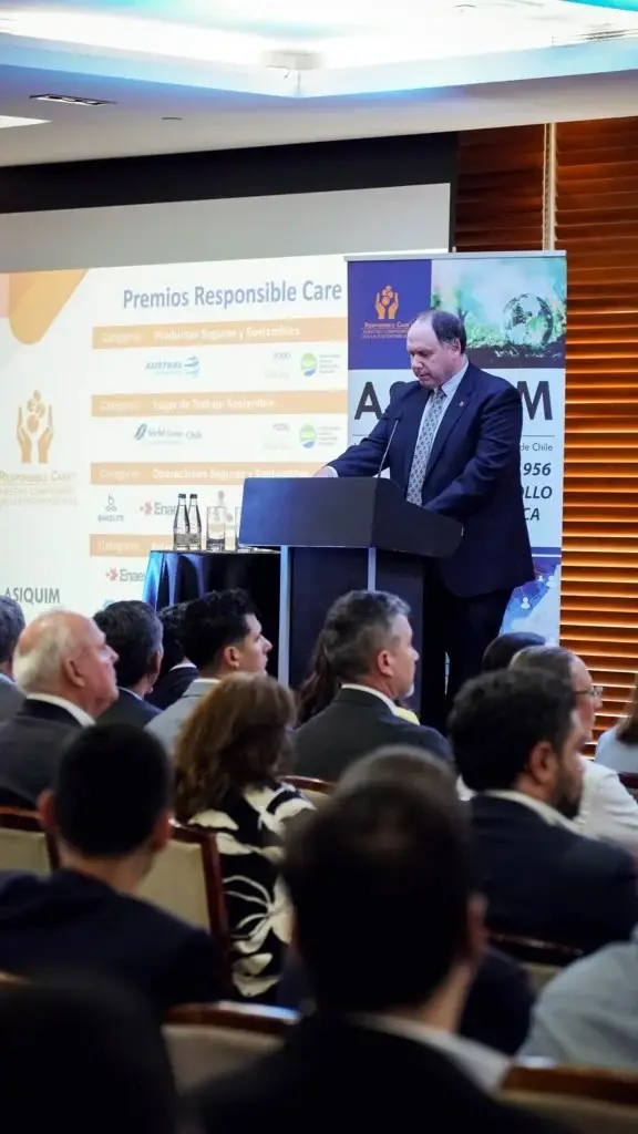 ASIQUIM consolida su sistema de Responsible Care y completa 135 empresas asociadas en 2025 ASIQUIM consolida su sistema de Responsible Care y completa 135 empresas asociadas en 2025