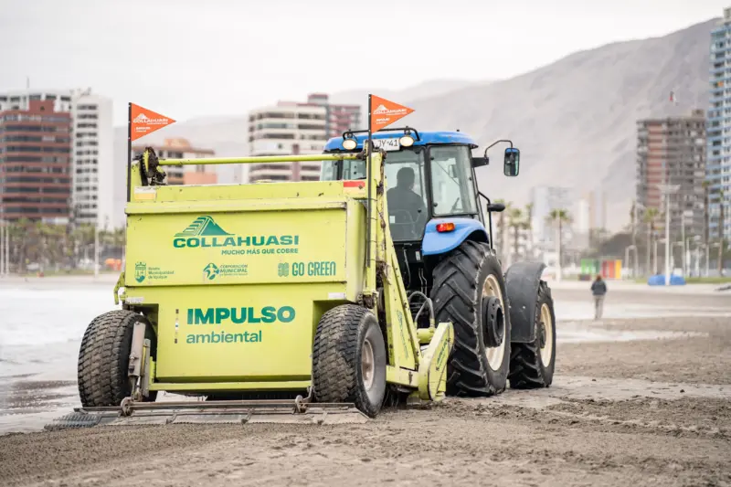 Continúa trabajo conjunto para potenciar el borde costero urbano de Iquique este verano 2026