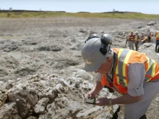 New Found Gold completa la expansión del proyecto Queensway Gold; Convalida Unidades de Participación Restringida