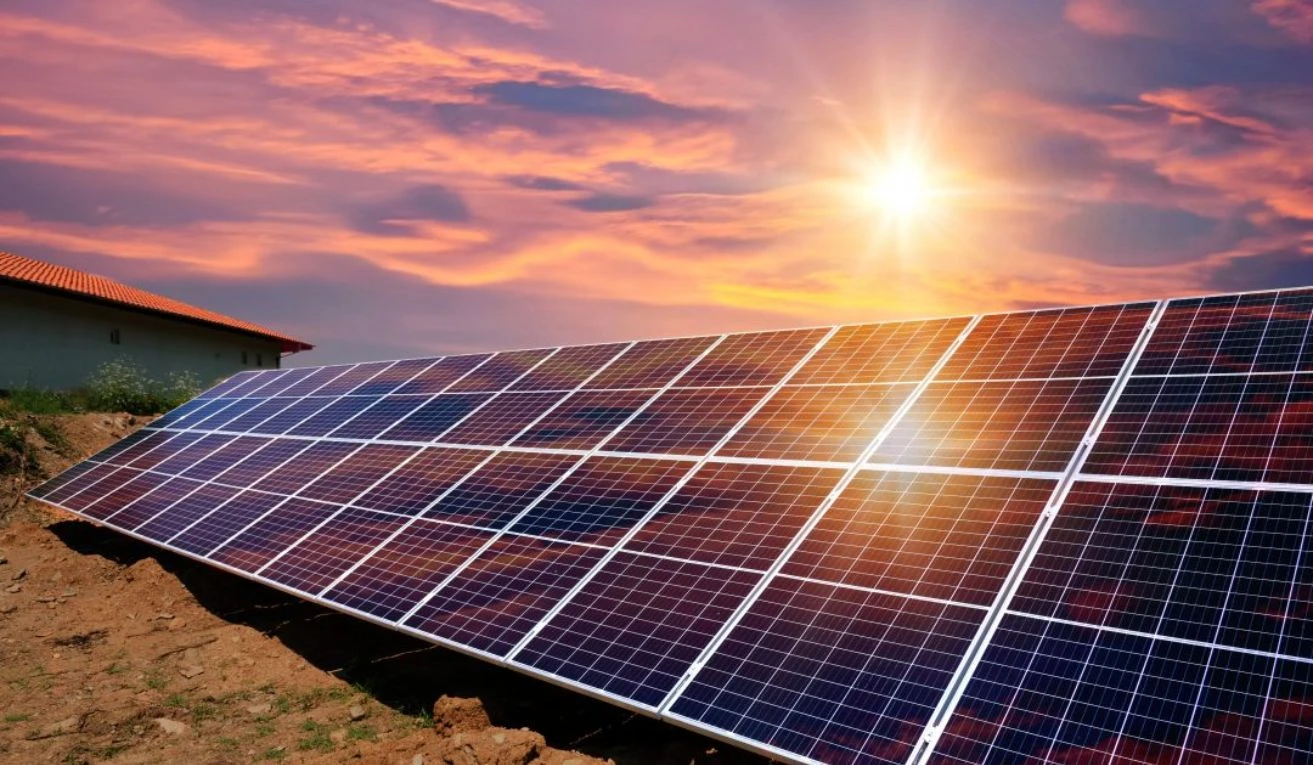 Inversión danesa impulsa nuevo avance solar de gran escala en Antofagasta