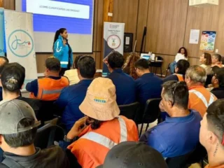 SENDA Atacama realiza taller preventivo en mina Mantoverde