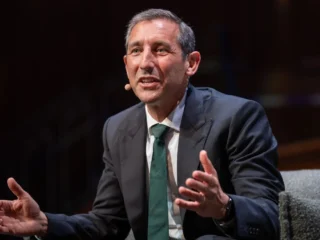 Australia y la encrucijada estratégica: veterano minero advierte falta de visión en el sector de tierras raras