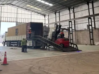 Empresa minera argentina exporta por primera vez carbonato de litio desde un puerto chileno