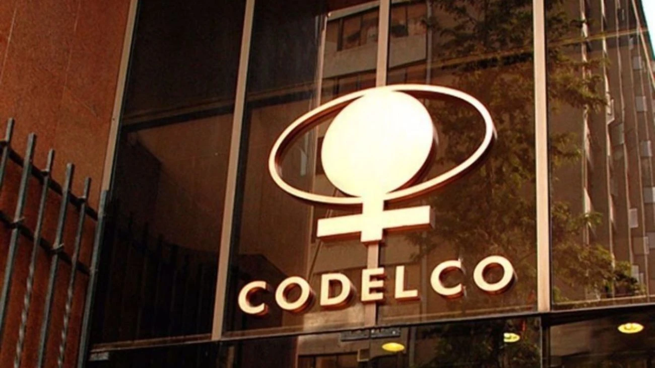Las denuncias cruzadas por violación y faltas a la probidad entre altos gerentes que sacuden a Codelco