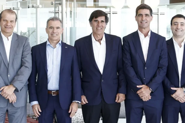 Enap firma contratos de largo plazo, por US$12 mil millones, para abastecerse de crudo desde Argentina