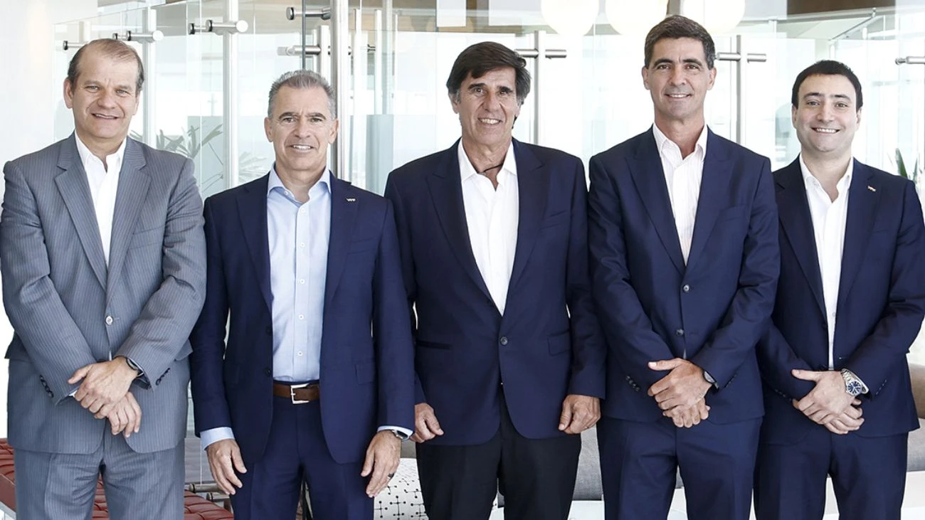 Enap firma contratos de largo plazo, por US$12 mil millones, para abastecerse de crudo desde Argentina