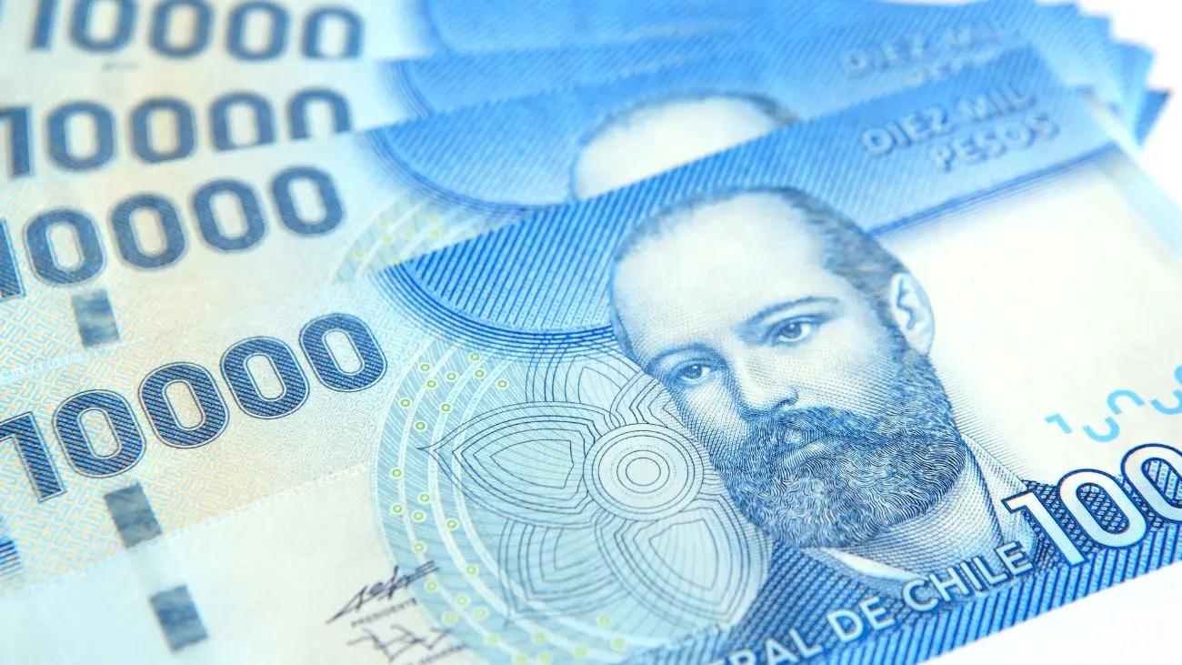 Partió el pago del Aguinaldo de Navidad: Revisa con tu RUT si lo obtienes en diciembre